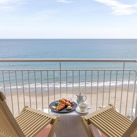 Diana Grand Hotel Аласио Екстериор снимка